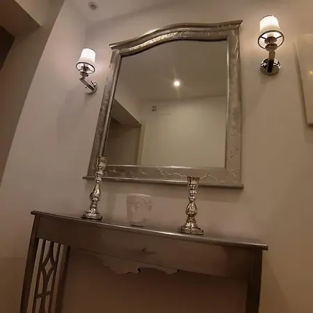 Lovinburgos Amarás Y Volverás Apartamento *